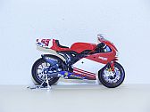 Ducati Desmosedici 03 #65 (Moto GP 2003), Maisto